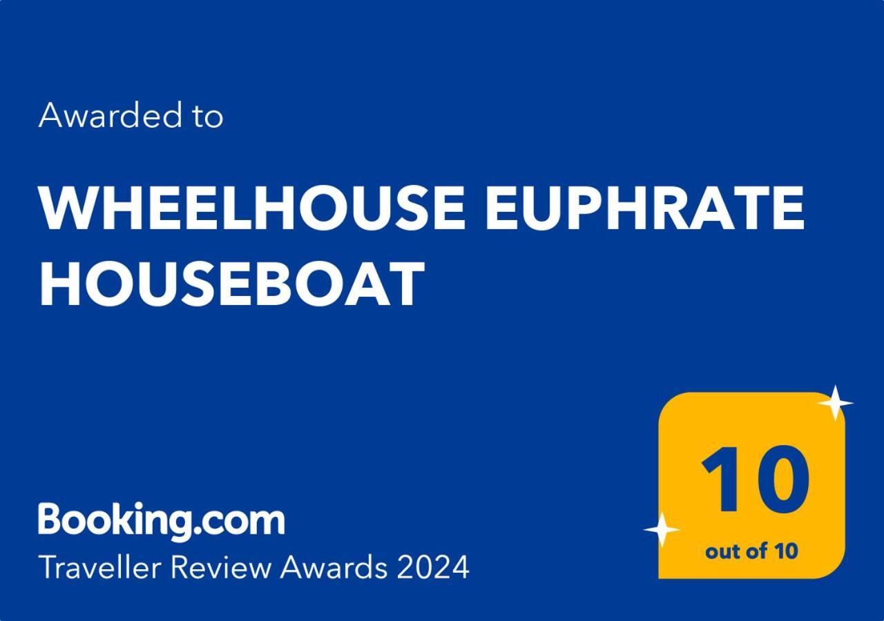 Wheelhouse Euphrate Houseboat Bed and Breakfast Diemerbrug Εξωτερικό φωτογραφία